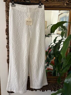 Marled White Crochet Pants with Elastic Waist